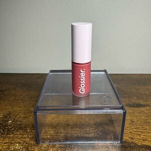 Glossier lip glaze creamy